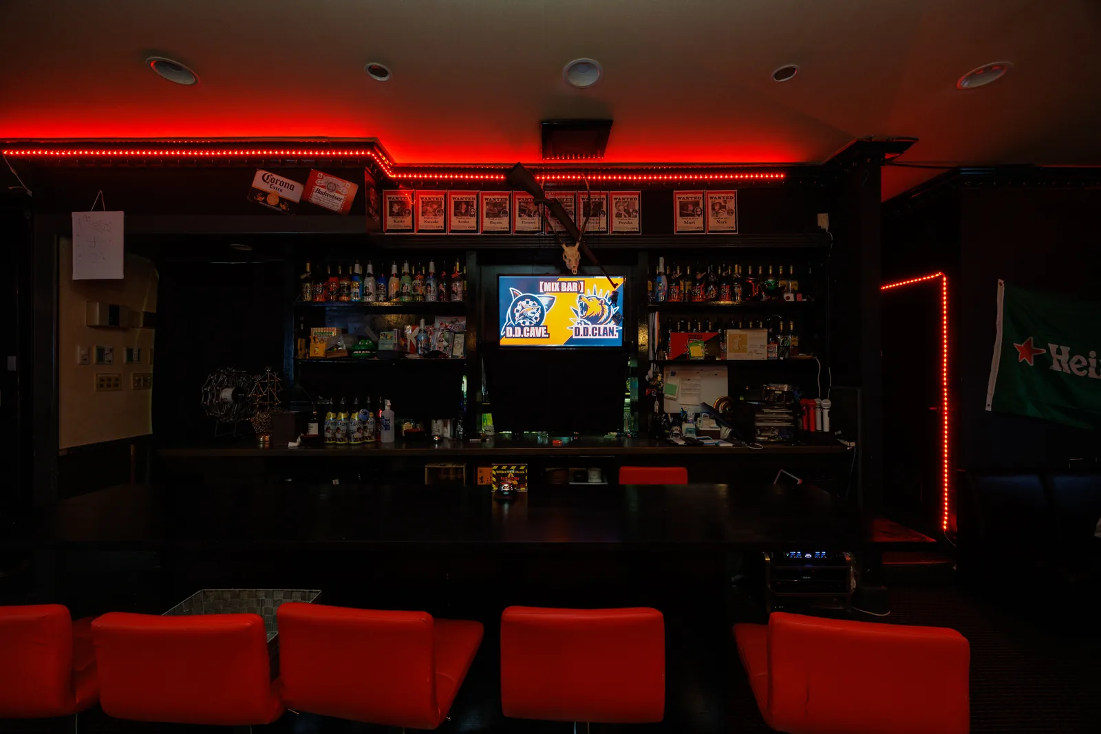 D.D.CAVE 店内